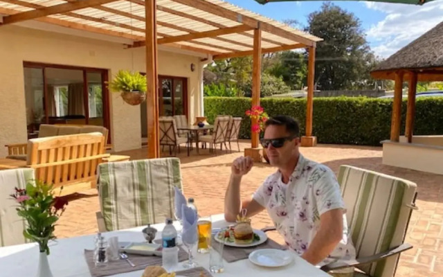 Burley House - Guest House