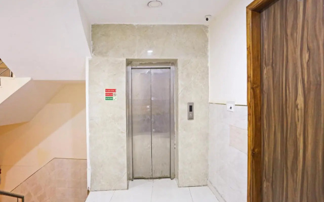 Hotel Platinum-Free Airport Pickup