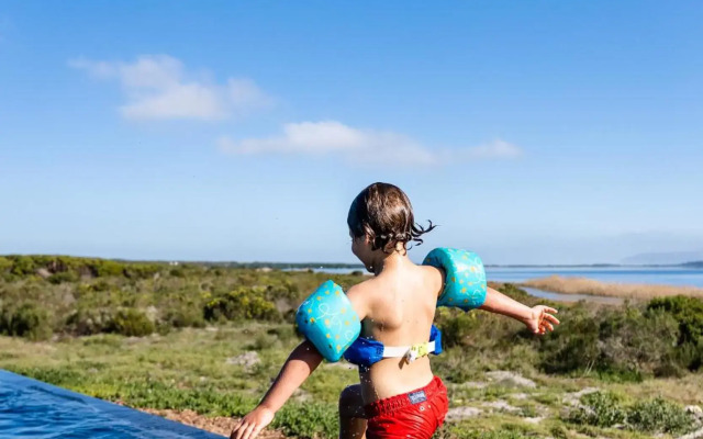 Perivoli Lagoon House