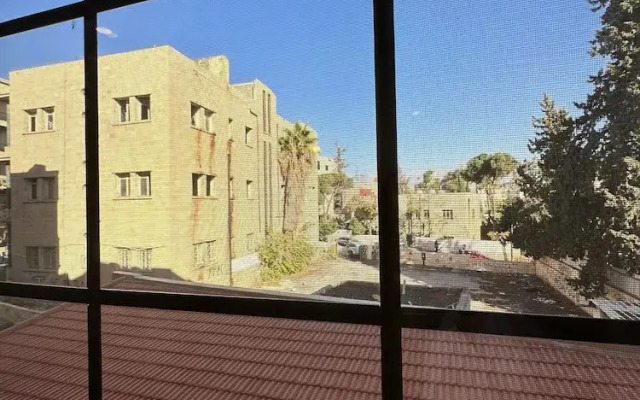 12 Antica Jabal Al Lweibdeh