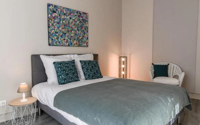 Monkey 2 SALLES DE BAIN hypercentre 6 pers