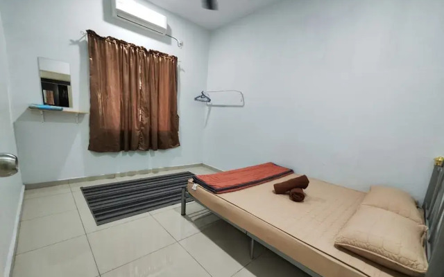 OYO Homes 90679 Bahari Homes