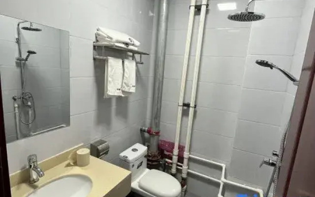 Zhang Huicui Yingyuan Training Apartment