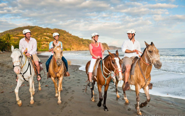 Punta Islita, Autograph Collection