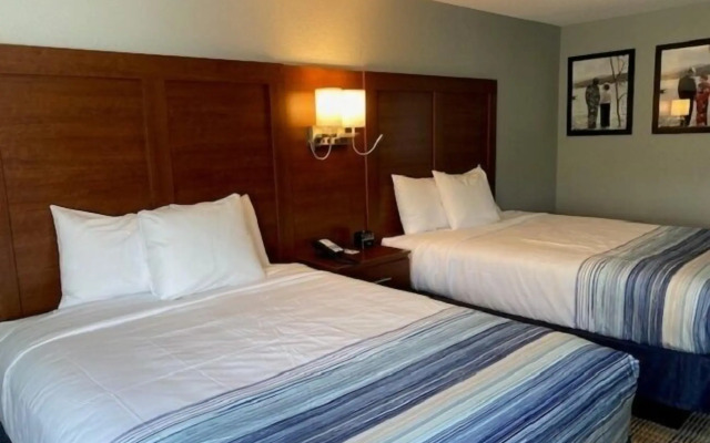 AmericInn by Wyndham Williamsburg