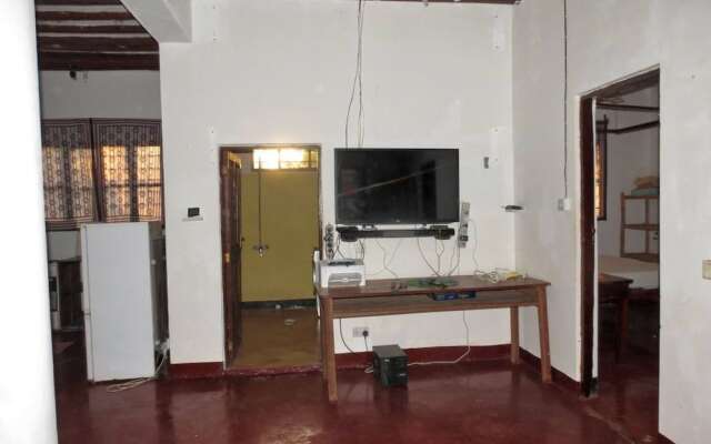 Room in Apartment - Relaxing Master Bedroom Ac In Quiet Shared House