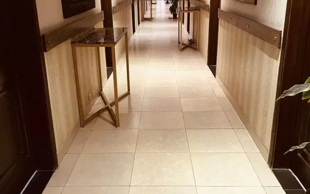 Hotel Grand Arena