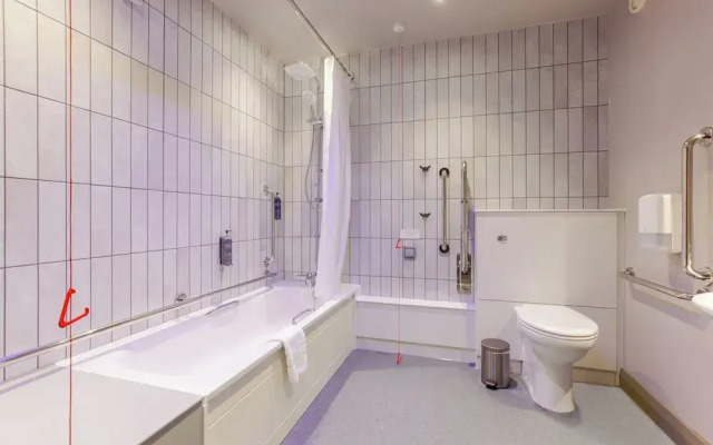 Premier Inn Belfast City Cathedral Quarter