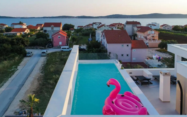 Luxury Apartments La Perla
