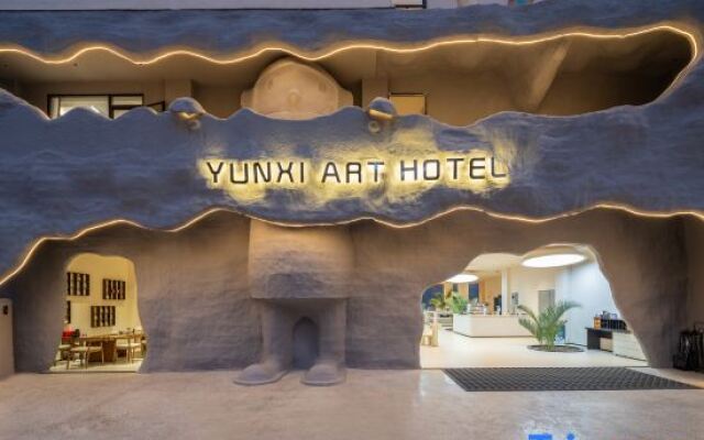 Xishuangbanna Yunqi Yisu Jiangjing Hotel