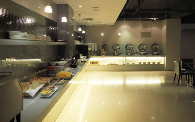 The Riverside Hotel Esthetics