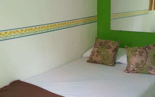 Hostal Girasoles