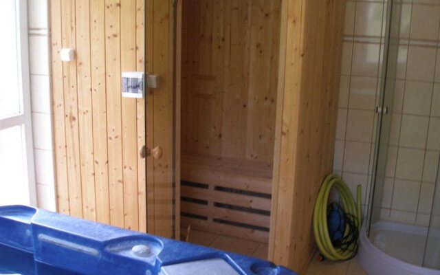 Ponty-Poronty Vendeghaz