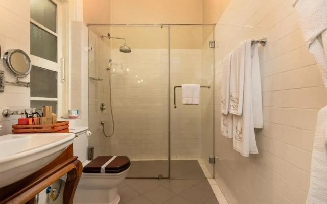 Castle Hill Bungalow