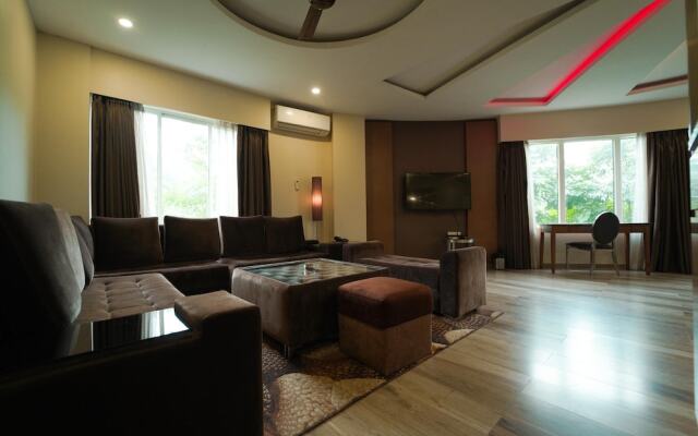 Club Nirvana Boutique Resort Pure-Veg