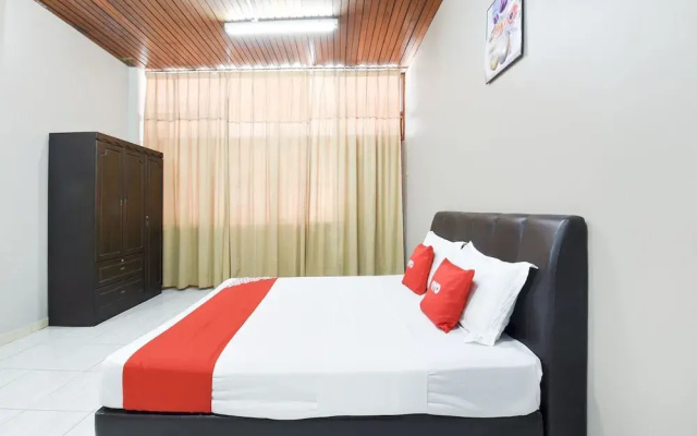 OYO 91052 Hotel Kenangan