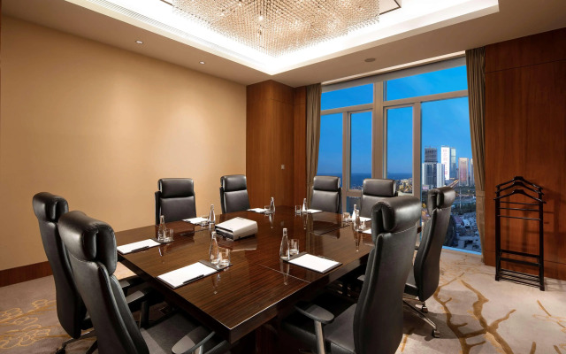 Hilton Dalian