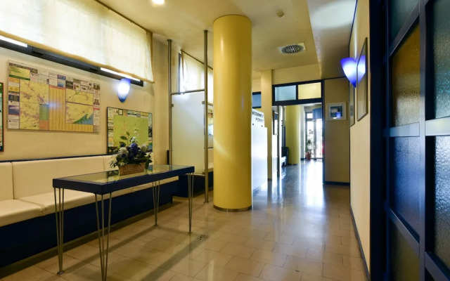 Hotel Gamma