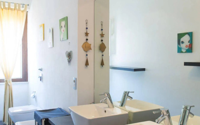 Suitelowcost - Stilicone