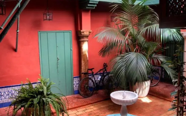 Oriental Apartment Gardens Views 2 pax