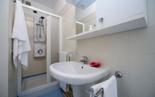 Porto Letizia Mimosa 4