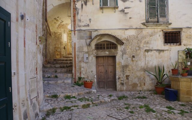 The Supercentral House