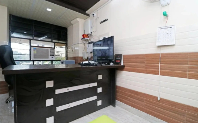 Oyo 23396 Hotel Arogya Palace