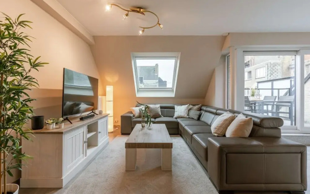 Spacious 3-bedroom Apartment in Oostende