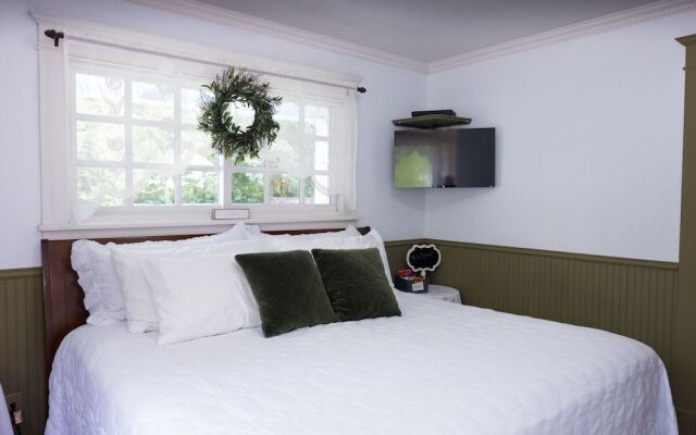 Secret Garden Bed & Breakfast