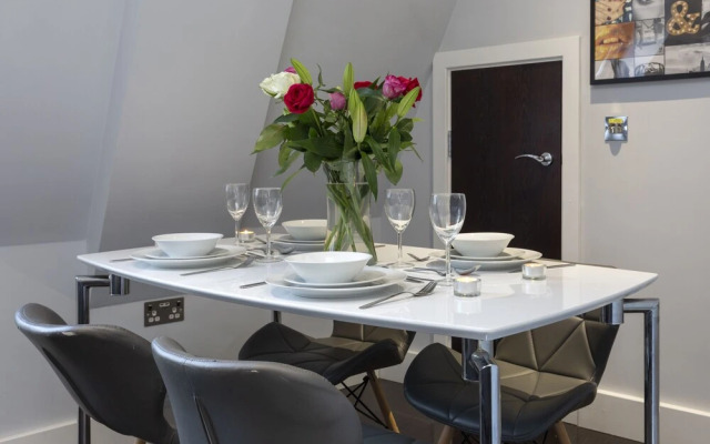 Deluxe Central City of London Apartments - Liverpool Street