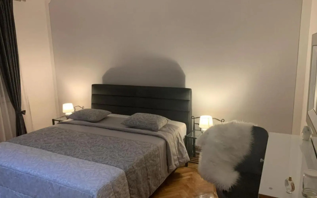 Apartment GREY