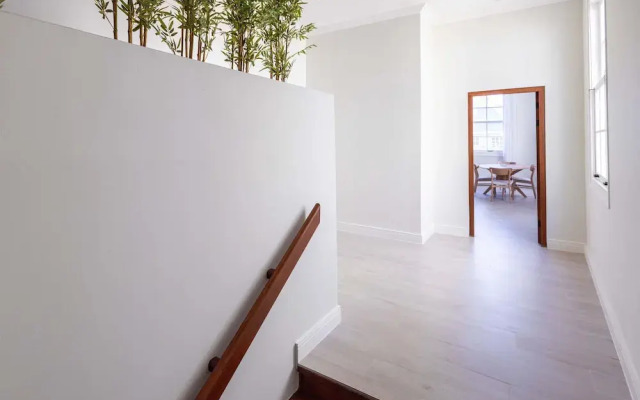 Chic Broadway Apartment in Central Willemstad