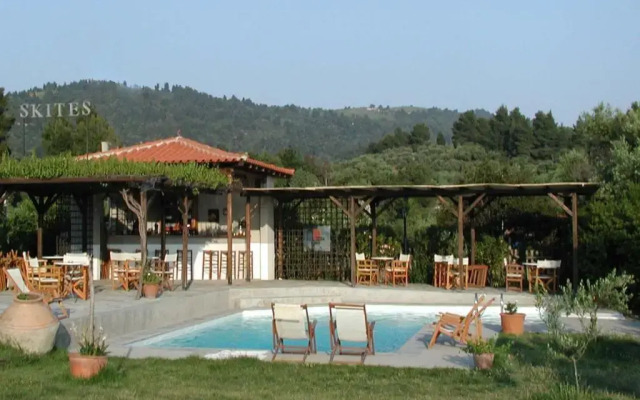 Skites Hotel Bungalows