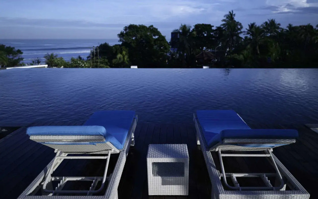 Pullman Bali Legian Beach