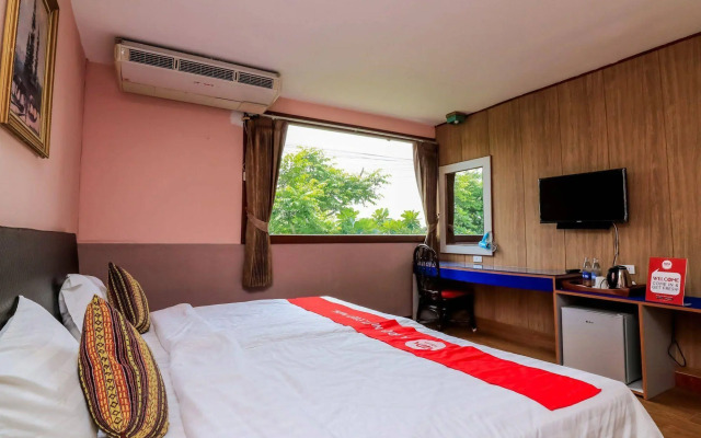 NIDA Rooms Milky Way Sansaikom
