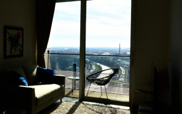 Brand-New, Close to Centre, Rooftop-Summer-Pool