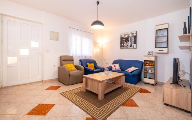 Stunning Apartment in Krusevo With 2 Bedrooms and Wifi