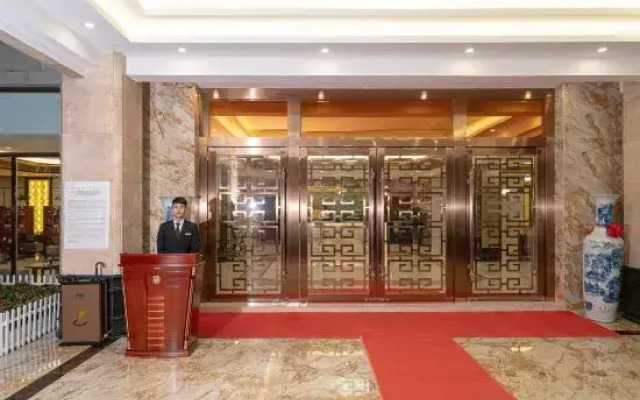 Champs Hotel