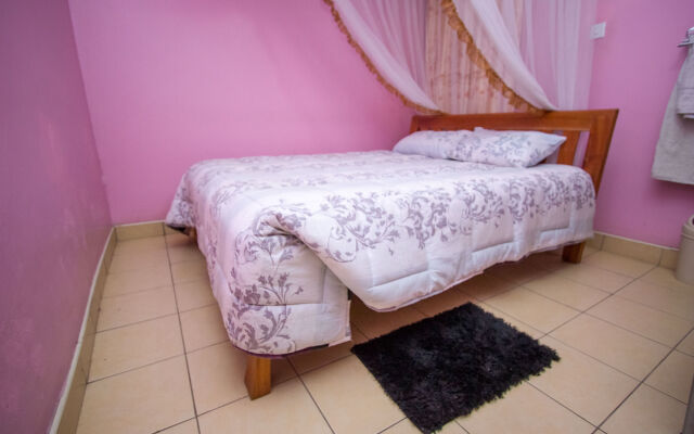 Winstonia Hotel