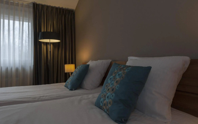 Linge Hotel Elst