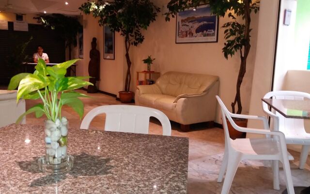 Paradise Inn