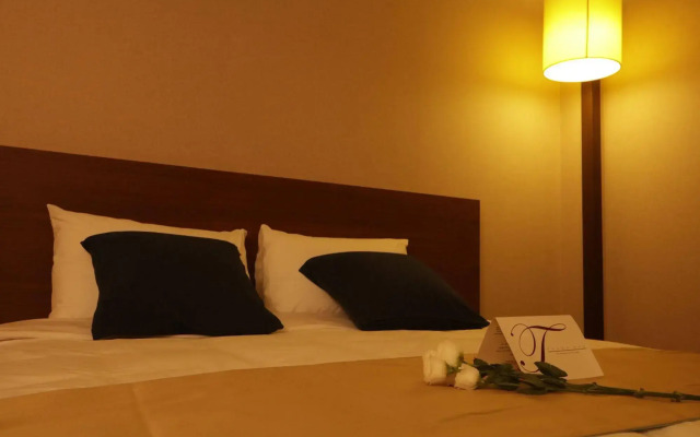 Yihua Hotel