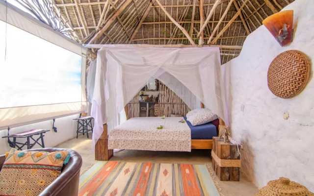 HUHURU House