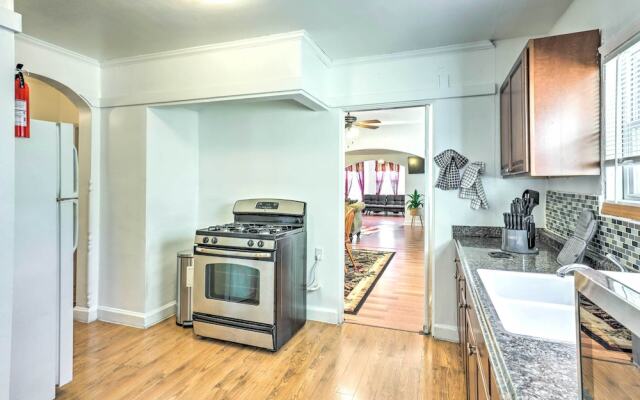 Charming Milwaukee Retreat ~ 5 Mi to Downtown