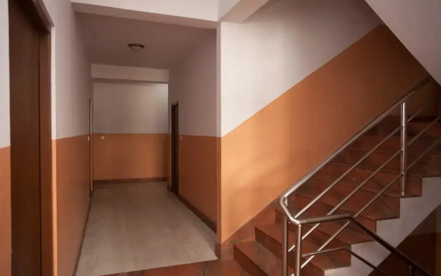 Spot On 380 Hotel Pashupati Plaza
