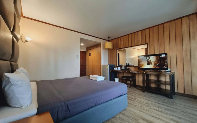 Marine Plaza Hotel Pattaya