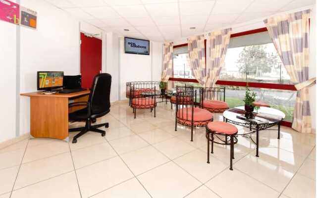 Meaux Hotel Confort