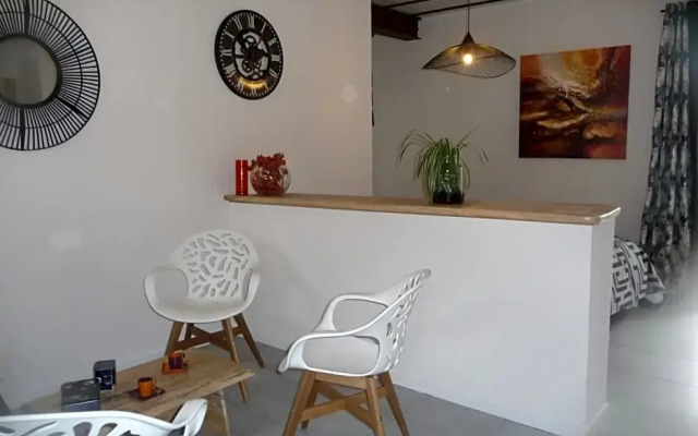 L'Anagramme, chambres et table d'hôtes adultes, avec ou sans maillot !