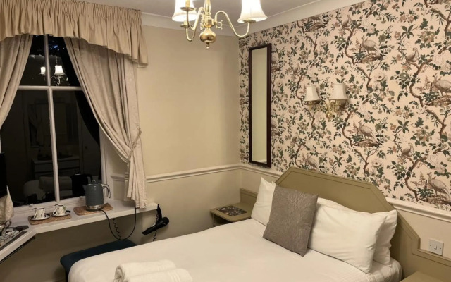 Lynwood Guest House