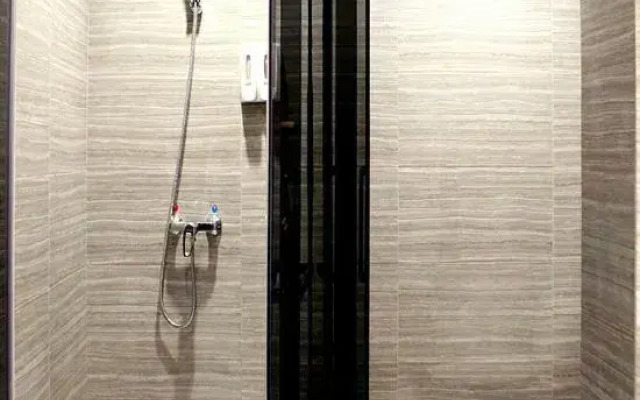 Chengfeng Hotel